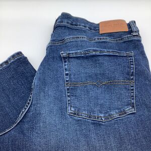 Lucky Brand Mens 221 Straight Denim Jeans Size 38 x 30 (Actual 38 x‎ 29)